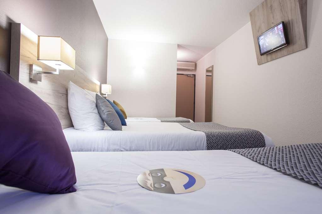 Brit Hotel Saumur Distre Facilities photo